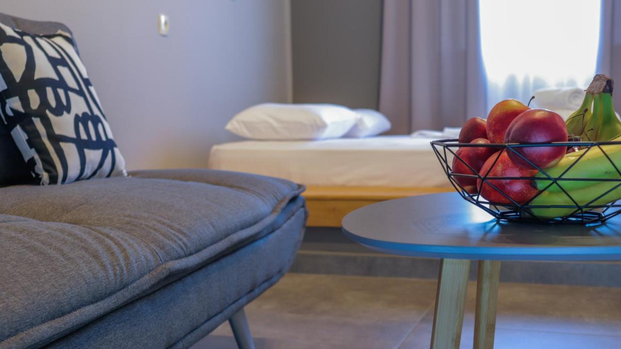 Spitakia-Cozy & Comfy Apartments 10Minutes From The Airport Луца Экстерьер фото